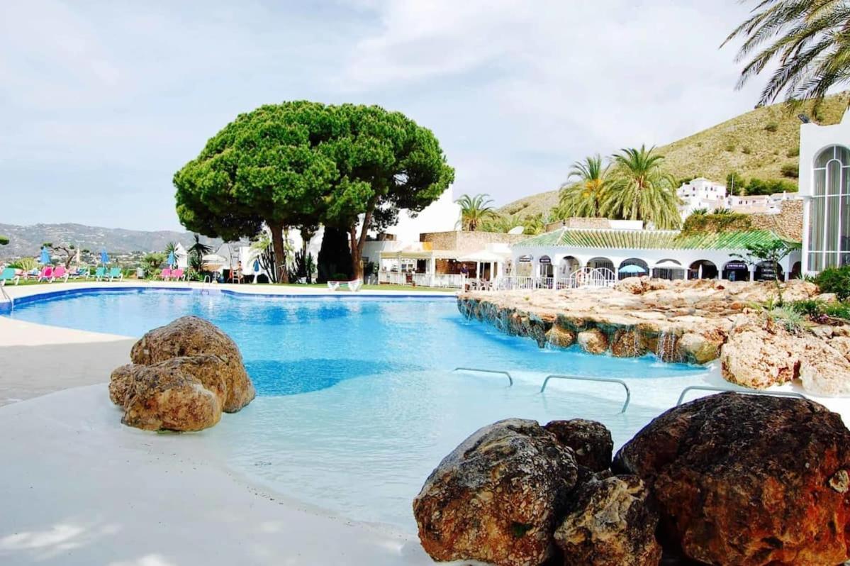 Beautiful Apartment With Amazing Sea View Nerja Exterior photo